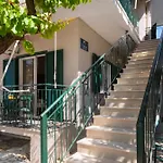 Club - 2 Apartment *